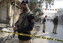 Siddeed boolis ah oo lagu dilay dalka Pakistan