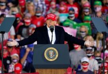 Trump oo ku dhawaaqay inuu markabkii labaad oo ah kuwa diyaaradaha xambaara u dirayo Bariga Dhexe.