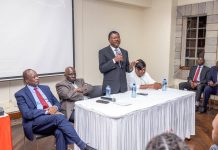 Wetang’ula oo u dhaqaaqay adkaynta codadka Gobolka Galbeed isagoo isu keenay macallimiinta Bungoma