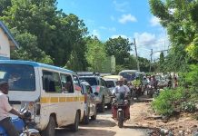 DHAGEYSO:Shacabka Gaarisa oo ka cabanaaya waddo xumi ka jirta magaalada