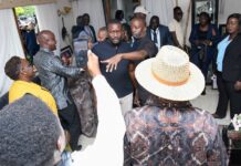 Kumanaan qof oo Bondo isugu soo baxay xuska sannad-guuradii koowaad ee geeridii Raila Odinga